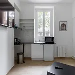 Montbrun Alésia II Cosy studio 2P
